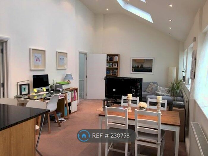 1 Bedroom Flat To Rent In Antrobus Road, London, W4