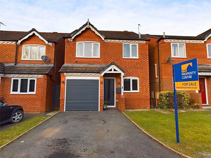 3 Bedroom Detached House For Sale In Launceston Place, Worcester, Worcestershire, WR4