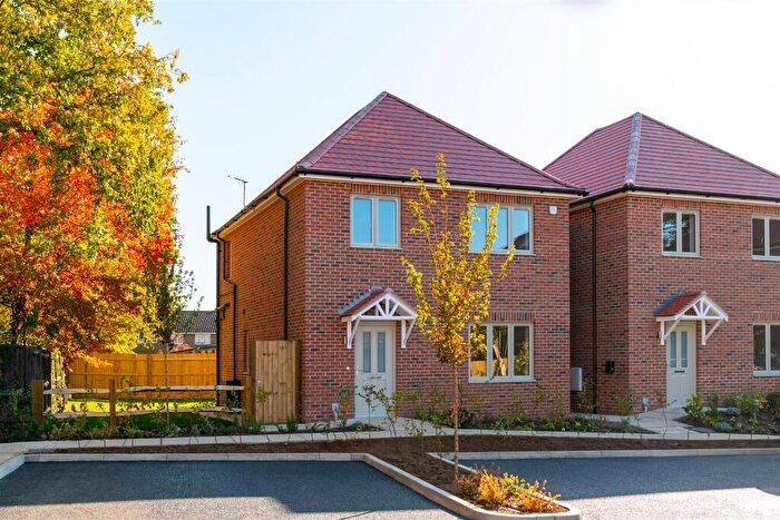 3 Bedroom Detached House For Sale In Smallfield, RH6