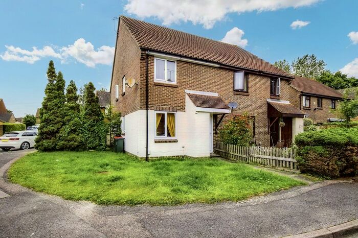 1 Bedroom End Of Terrace House To Rent In Windmill Court, Crawley, RH10