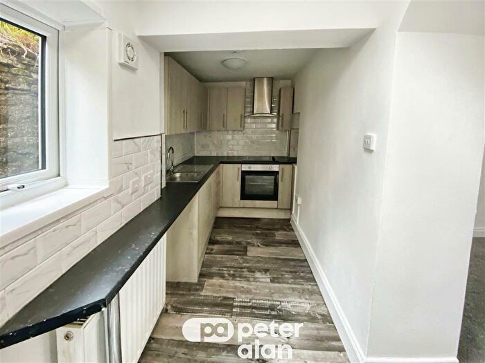 3 Bedroom House To Rent In Victoria Street, Mountain Ash, CF45