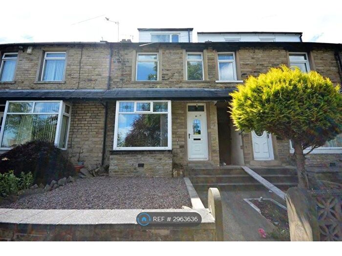 3 Bedroom Terraced House To Rent In Lister St, Huddersfield, HD5