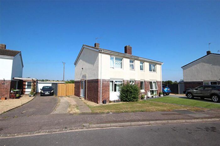 3 Bedroom Semi-Detached House For Sale In Studley Road, Wootton, Bedford, Bedfordshire, MK43