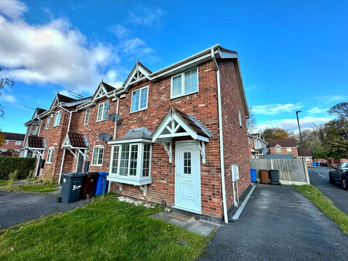 3 Bedroom Semi-Detached House To Rent In Little Woodbury Drive, Littleover, Derby, DE23