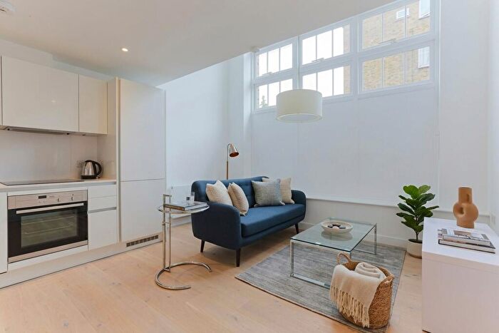 1 Bedroom Flat To Rent In Clyde Square, Severn Court, E14