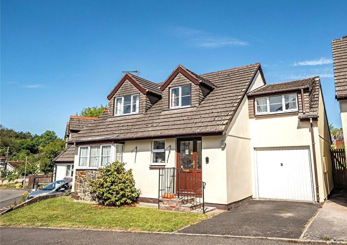 3 Bedroom Detached House For Sale In Barkers Way, North Tawton, Devon, EX20