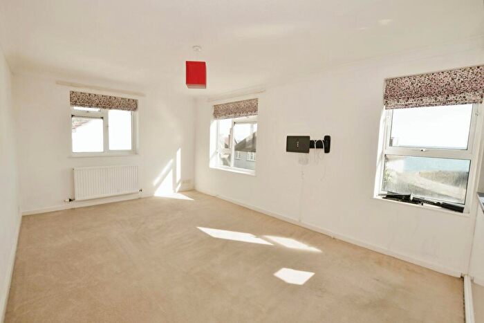 1 Bedroom Flat For Sale In Sandgate High Street, Sandgate, Folkestone, Kent, CT20
