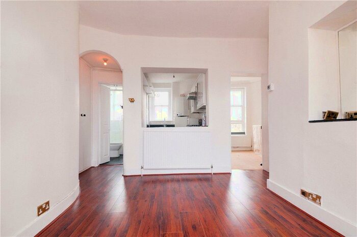 2 Bedroom Apartment To Rent In Luke Street, Shoreditch, London, EC2A