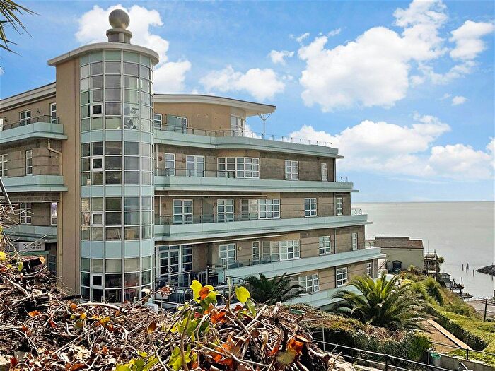 3 Bedroom Flat For Sale In Church Street, Ventnor, Isle Of Wight, PO38