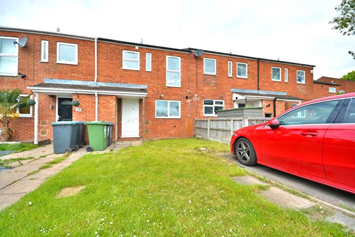3 Bedroom Terraced House For Sale In Lindale, Brownsover, CV21