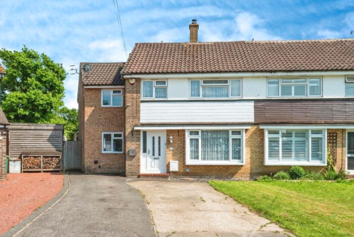 4 Bedroom House For Sale In Hillford Place, Redhill, Surrey, RH1