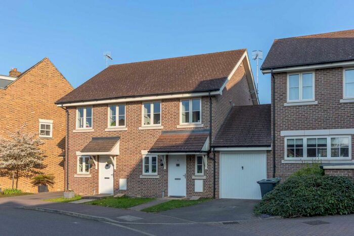 2 Bedroom House To Rent In Sheldon Way, Berkhamsted, HP4