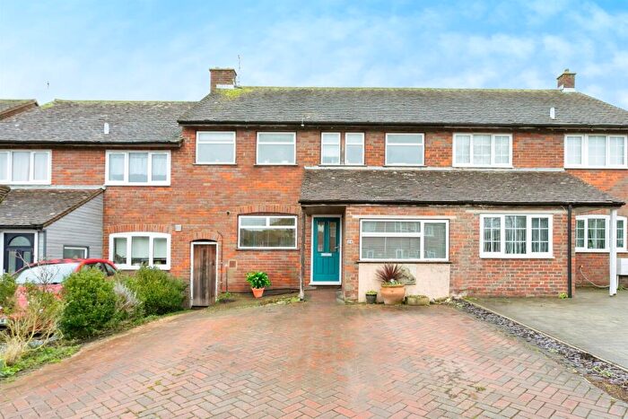 4 Bedroom Terraced House For Sale In Addison Road, Steeple Claydon, Buckingham, MK18