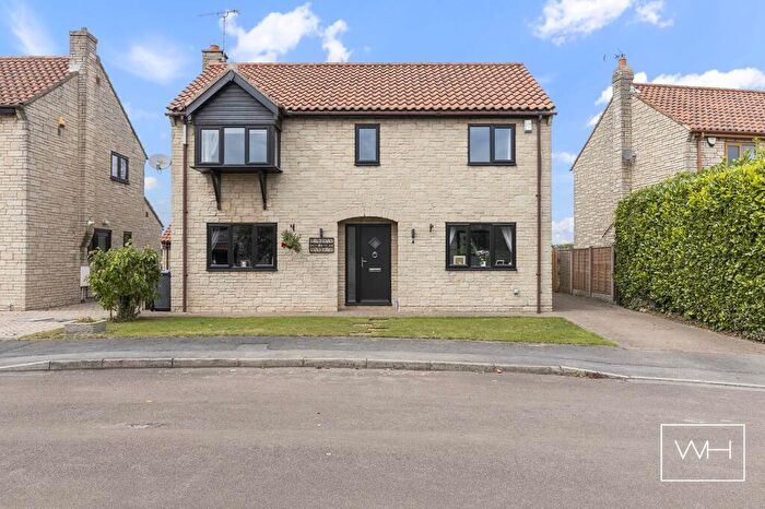 4 Bedroom Detached House For Sale In Manor Farm Close, Sutton, DN6