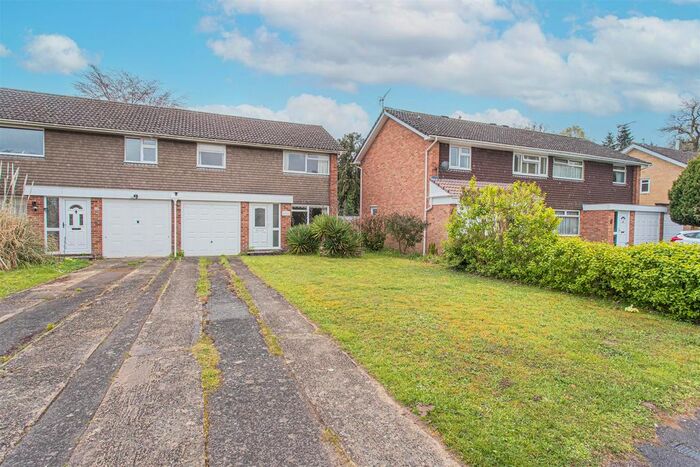 3 Bedroom Semi-Detached House For Sale In Lansdowne Crescent, Derry Hill, Calne, SN11