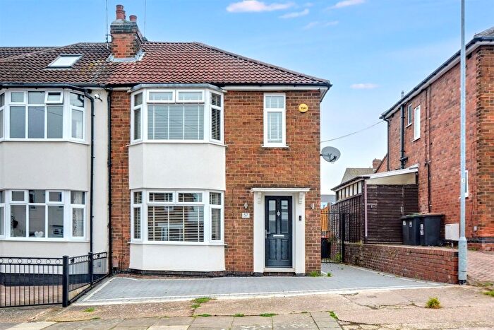 3 Bedroom Semi Detached House For Sale In Midland Avenue, Stapleford, Nottingham, NG9