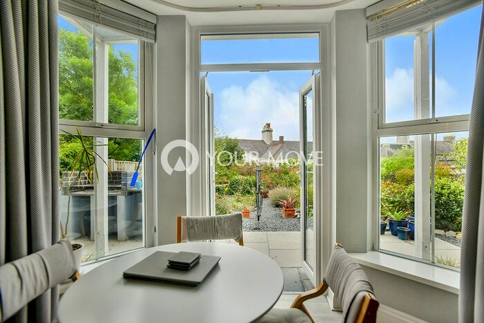 2 Bedroom Flat To Rent In Lockyer Road, Plymouth, Devon, PL3