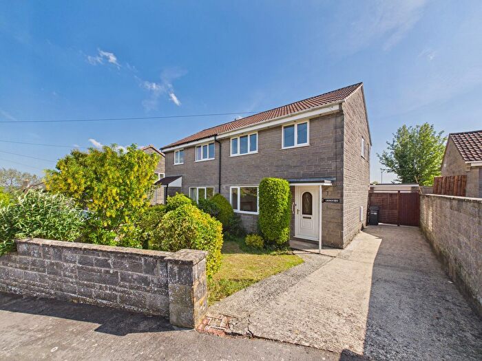 3 Bedroom Semi-Detached House For Sale In Laburnum Drive, Somerton, TA11