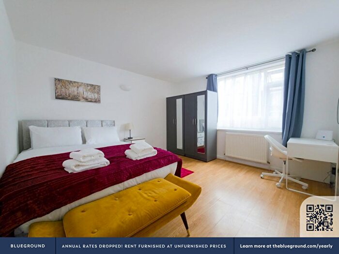 3 Bedroom Flat To Rent In Shadwell, E1