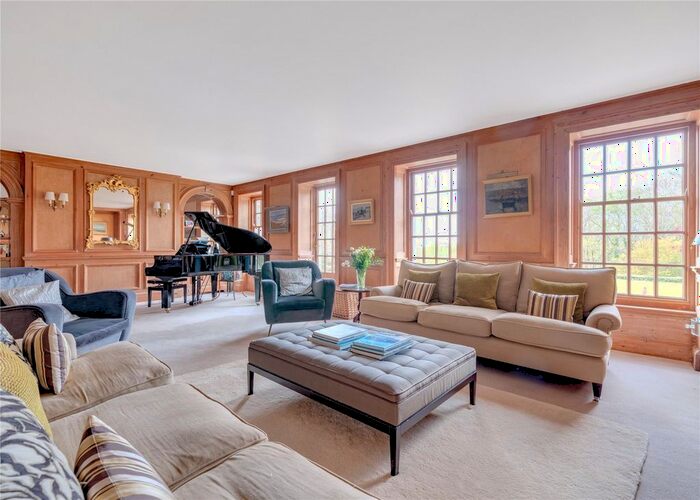 7 Bedroom Detached House For Sale In Grampound Road, Truro, Cornwall, TR2