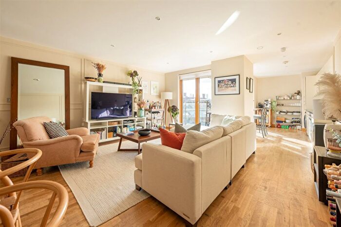 2 Bedroom Flat For Sale In Wick Lane, Fish Island, E3