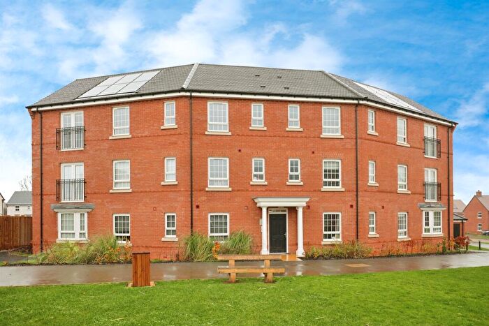 2 Bedroom Flat For Sale In Kingston Grange Drive, Upper Lighthorne, Leamington Spa, CV33