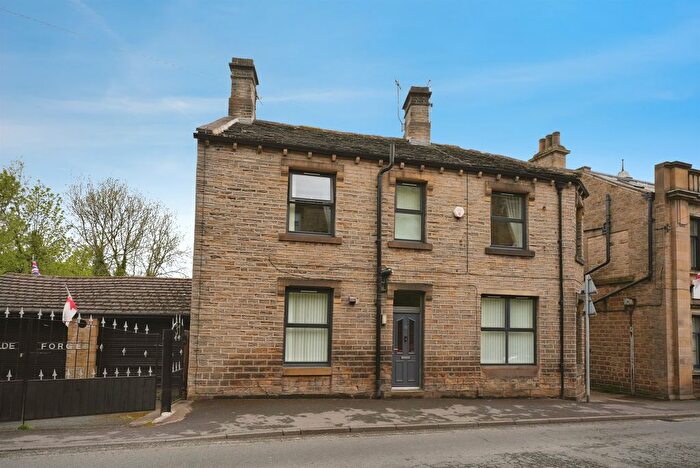 3 Bedroom Detached House For Sale In Eastgate, Honley, Holmfirth, HD9