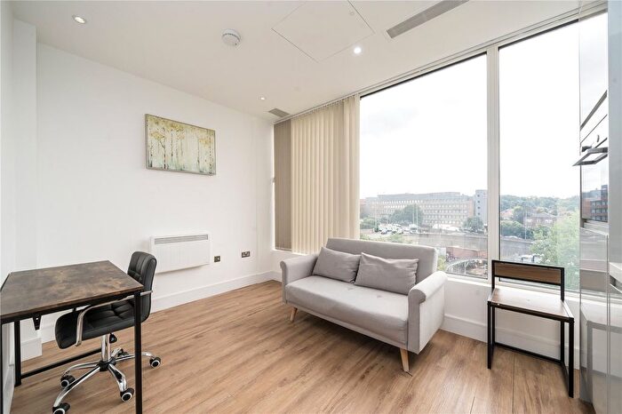 Studio To Rent In West Gate, London, W5