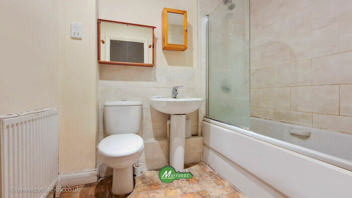 2 Bedroom Flat For Sale In Eldridge Court, St. Mark's Place, Dagenham, Dagenham, RM10