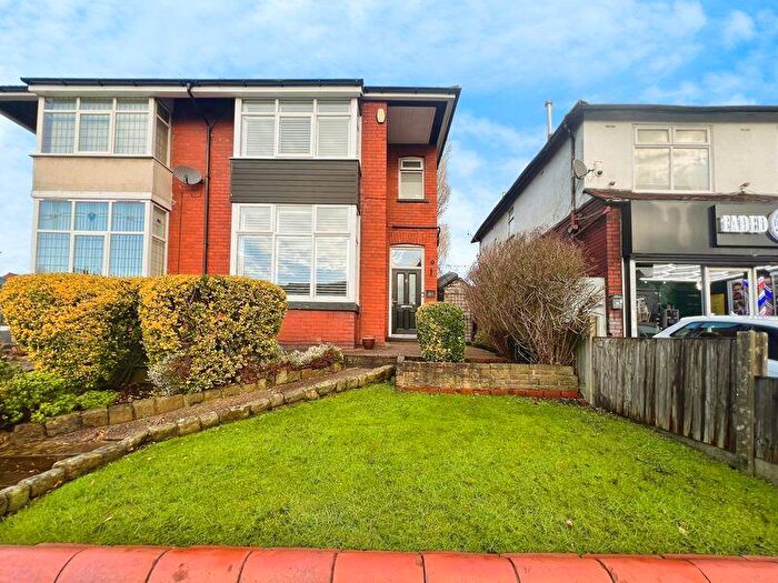 5 Bedroom Semi Detached House For Sale In Bury Road, Breightmet, BL2