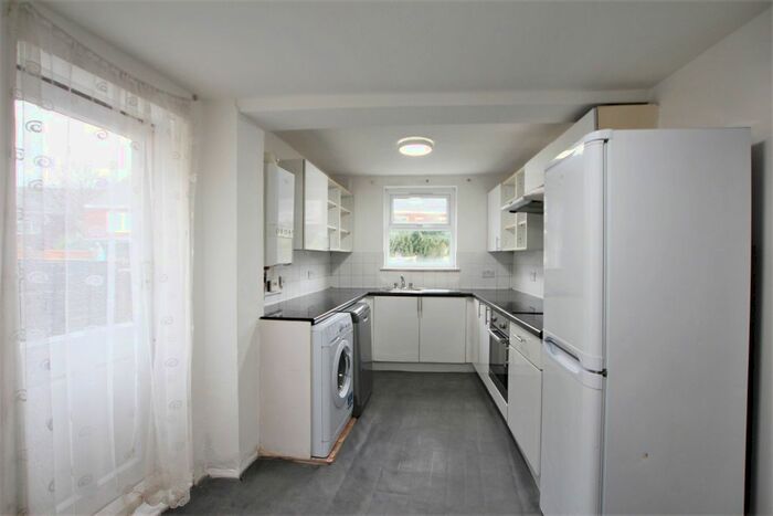 1 Bedroom Flat To Rent In Dersingham Avenue, London, London E12