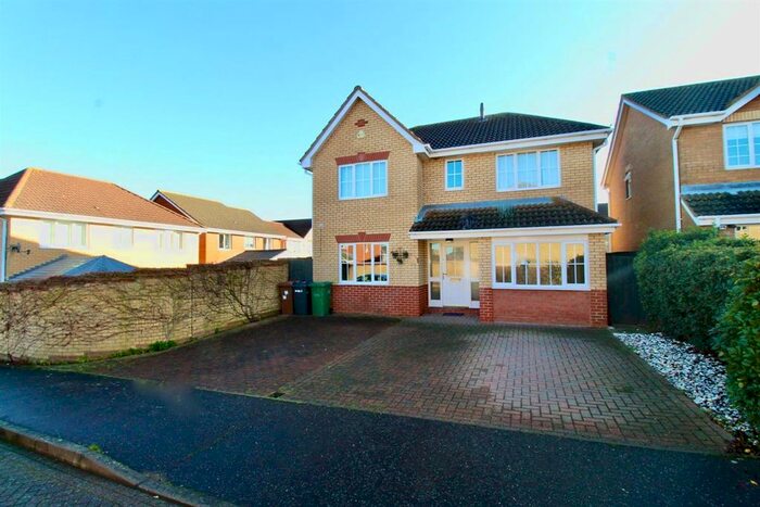 4 Bedroom Detached House To Rent In Kedleston Road, Park Farm, Peterborough, PE2