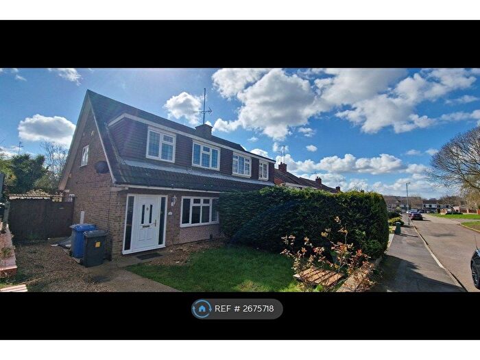 3 Bedroom Semi Detached House To Rent In Culloden Drive, Kettering, NN15