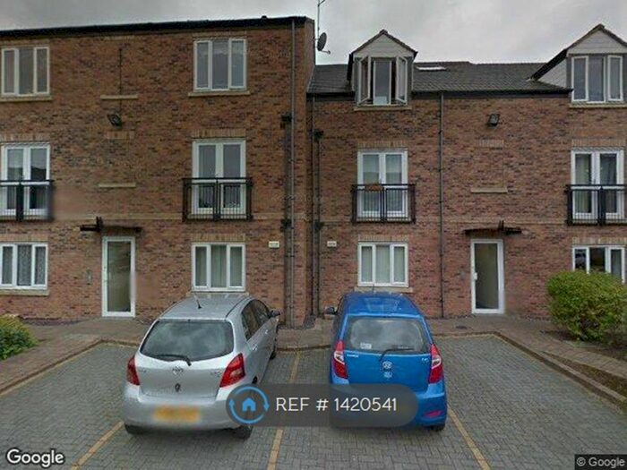 2 Bedroom Flat To Rent In Manor Court, York, YO10