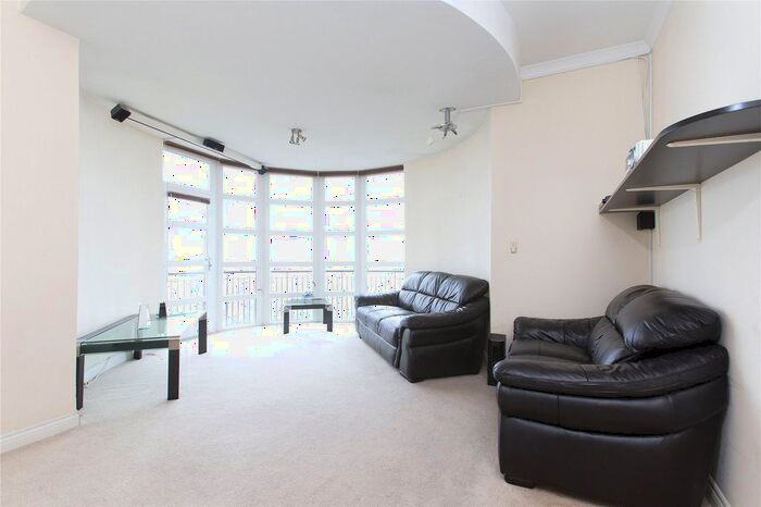 2 Bedroom Flat To Rent In Constitution Place, Leith, Edinburgh, EH6