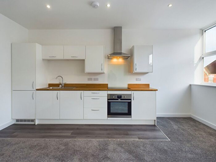 1 Bedroom Flat To Rent In Percy Street, Hull, HU2