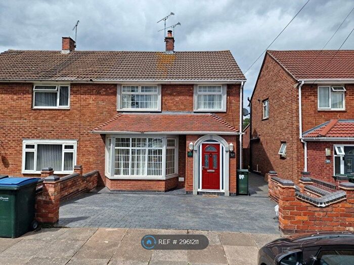 3 Bedroom Semi-Detached House To Rent In Blackberry Lane, Coventry, CV2