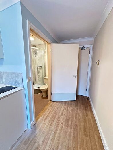 Studio To Rent In Ickenham Road, Ruislip, HA4