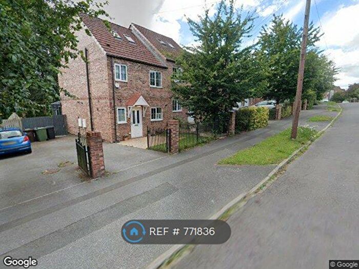 3 Bedroom Semi Detached House To Rent In Potternewton Crescent, Leeds, LS7