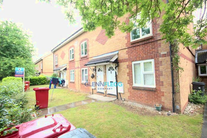 2 Bedroom Maisonette To Rent In Maplin Park, Langley, SL3