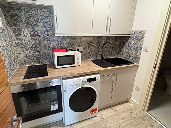 1 Bedroom Flat To Rent In Woolwich Road, Woolwich / Charlton, SE7