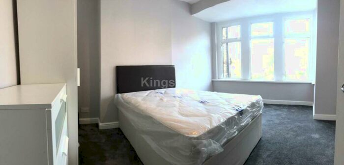 3 Bedroom Apartment To Rent In Pontcanna Street, Pontcanna, CF11