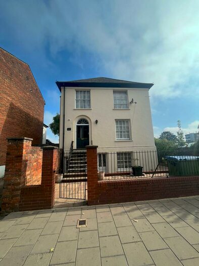 1 Bedroom House To Rent In Buckingham Street, Aylesbury, HP20