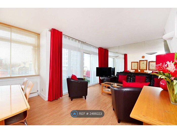 2 Bedroom Maisonette To Rent In St Giles High Street, London, WC2H