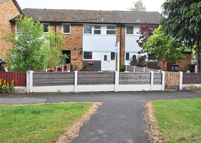 3 Bedroom Town House For Sale In Cutnook Lane, Irlam, M44