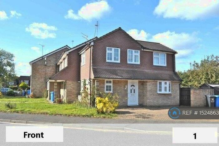 2 Bedroom Semi-Detached House To Rent In Langdale Close, Maidenhead, SL6