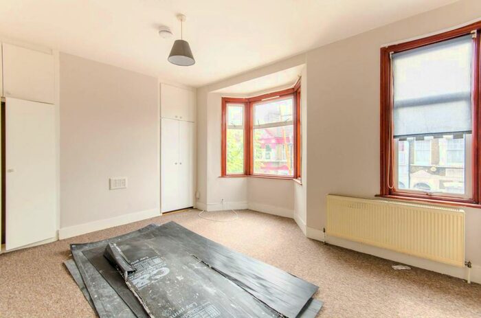 4 Bedroom Terraced House To Rent In Ashville Road, , Leyton, London, E11