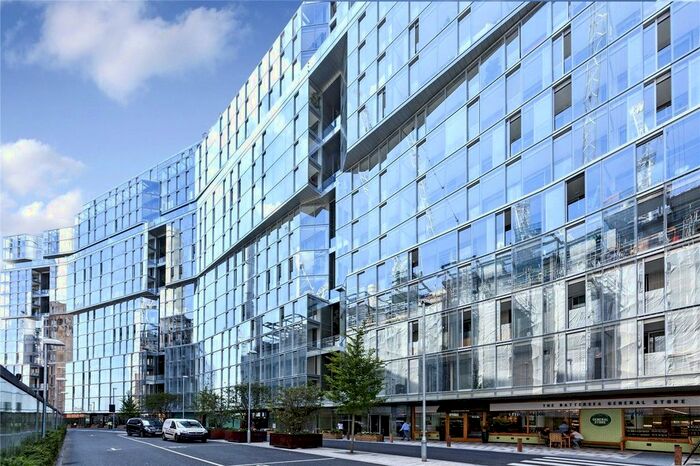 2 Bedroom Flat To Rent In Pearce House, Circus Road West, London, SW11