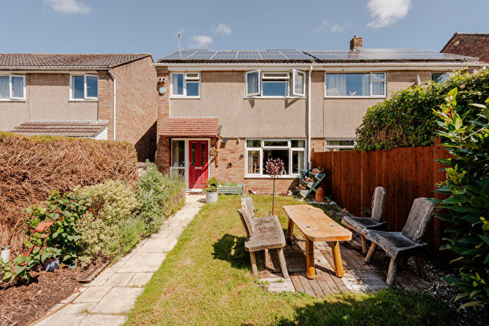 3 Bedroom Semi-Detached House For Sale In Brendon Gardens, Nailsea, BS48