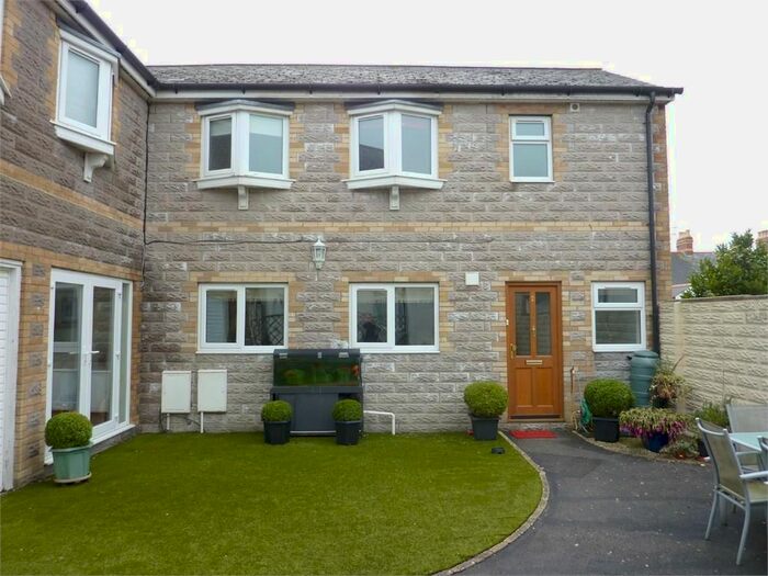 3 Bedroom Property To Rent In Salop Street, Penarth, CF64